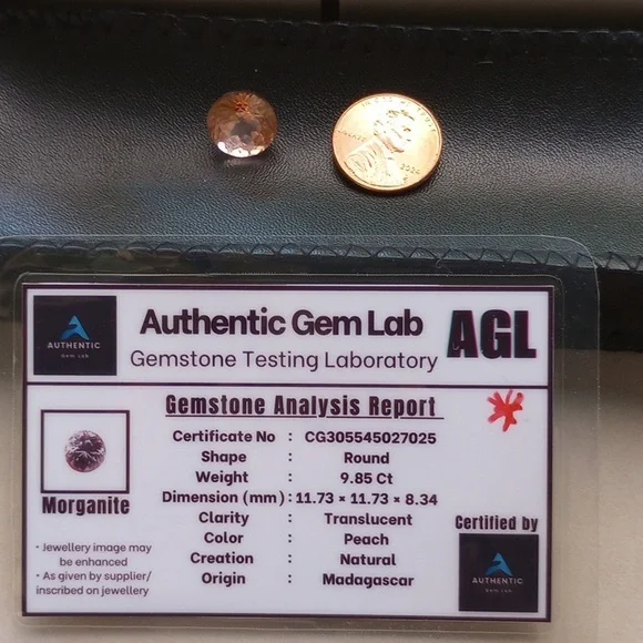 MORGANITE - 9.85 Carats - NATURAL, Genuine PEACH MORGANITE from MADAGASCAR - Picture 6 of 17